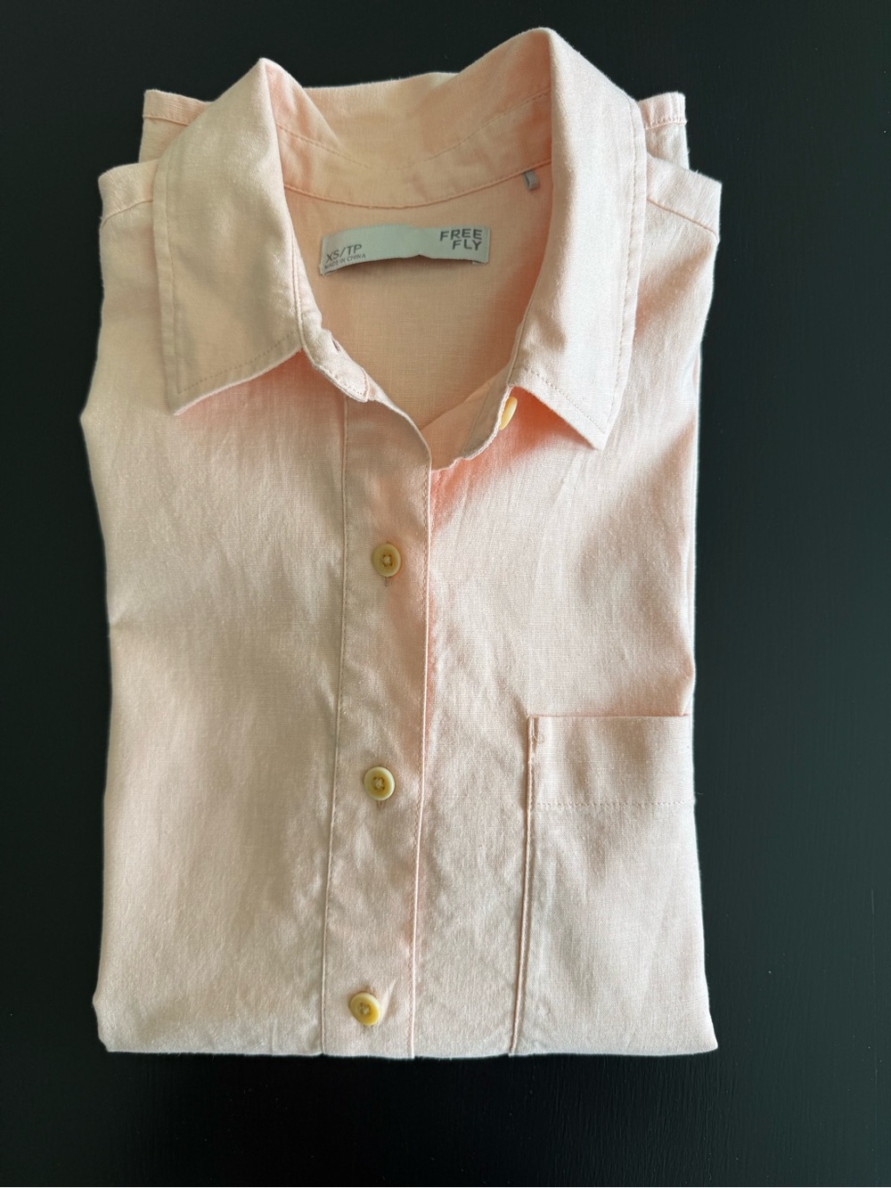 Free Fly Apparel Women’s Sullivan’s Shirt Button-Down in Apricot Size XS
